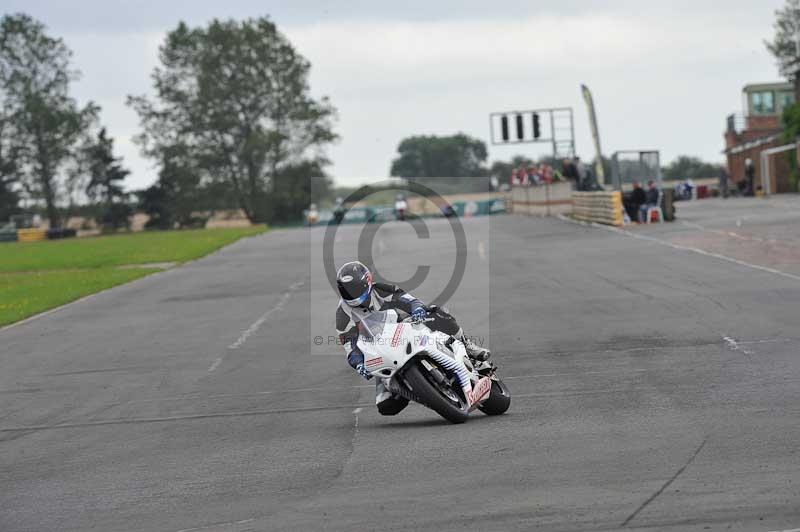 Motorcycle action photographs;cadwell;cadwell park photographs;event digital images;eventdigitalimages;motor racing louth lincolnshire;no limits trackdays;peter wileman photography;trackday;trackday digital images;trackday photos