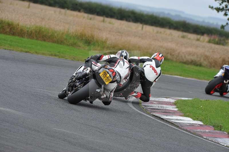 Motorcycle action photographs;cadwell;cadwell park photographs;event digital images;eventdigitalimages;motor racing louth lincolnshire;no limits trackdays;peter wileman photography;trackday;trackday digital images;trackday photos