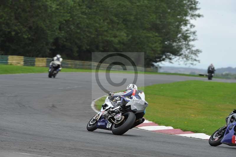 Motorcycle action photographs;cadwell;cadwell park photographs;event digital images;eventdigitalimages;motor racing louth lincolnshire;no limits trackdays;peter wileman photography;trackday;trackday digital images;trackday photos
