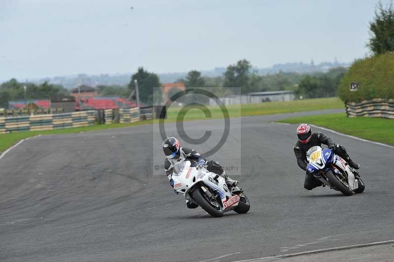 Motorcycle action photographs;cadwell;cadwell park photographs;event digital images;eventdigitalimages;motor racing louth lincolnshire;no limits trackdays;peter wileman photography;trackday;trackday digital images;trackday photos