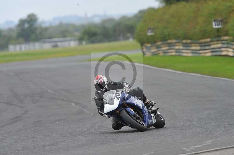 Motorcycle action photographs;cadwell;cadwell park photographs;event digital images;eventdigitalimages;motor racing louth lincolnshire;no limits trackdays;peter wileman photography;trackday;trackday digital images;trackday photos
