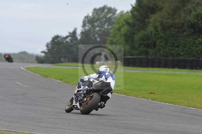 Motorcycle action photographs;cadwell;cadwell park photographs;event digital images;eventdigitalimages;motor racing louth lincolnshire;no limits trackdays;peter wileman photography;trackday;trackday digital images;trackday photos