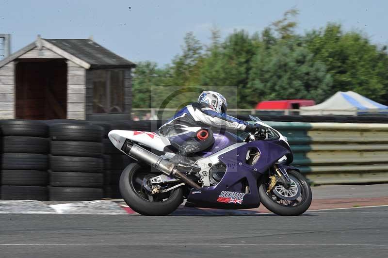 Motorcycle action photographs;cadwell;cadwell park photographs;event digital images;eventdigitalimages;motor racing louth lincolnshire;no limits trackdays;peter wileman photography;trackday;trackday digital images;trackday photos