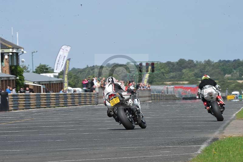 Motorcycle action photographs;cadwell;cadwell park photographs;event digital images;eventdigitalimages;motor racing louth lincolnshire;no limits trackdays;peter wileman photography;trackday;trackday digital images;trackday photos