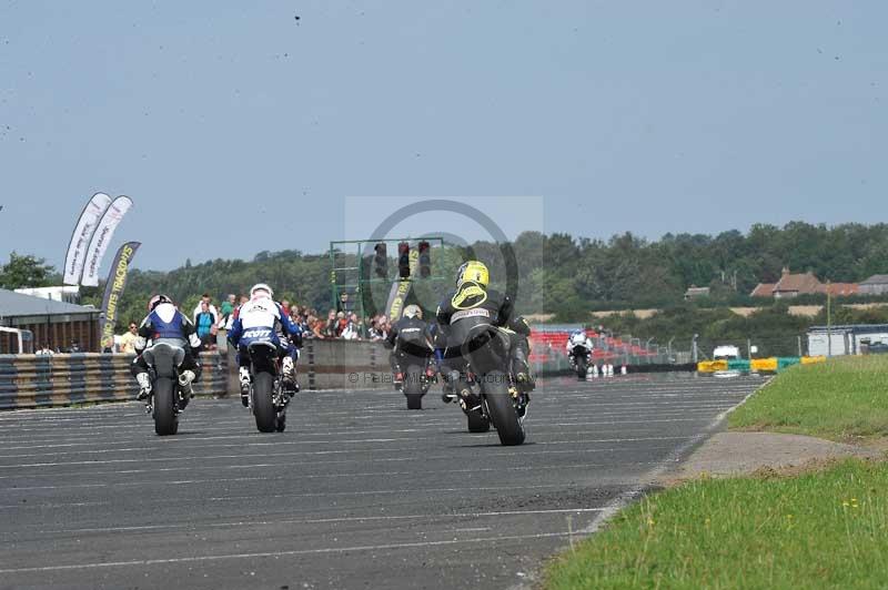 Motorcycle action photographs;cadwell;cadwell park photographs;event digital images;eventdigitalimages;motor racing louth lincolnshire;no limits trackdays;peter wileman photography;trackday;trackday digital images;trackday photos