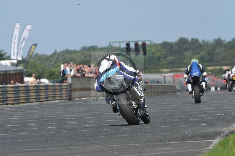 Motorcycle action photographs;cadwell;cadwell park photographs;event digital images;eventdigitalimages;motor racing louth lincolnshire;no limits trackdays;peter wileman photography;trackday;trackday digital images;trackday photos