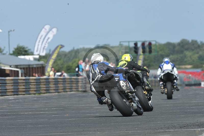 Motorcycle action photographs;cadwell;cadwell park photographs;event digital images;eventdigitalimages;motor racing louth lincolnshire;no limits trackdays;peter wileman photography;trackday;trackday digital images;trackday photos