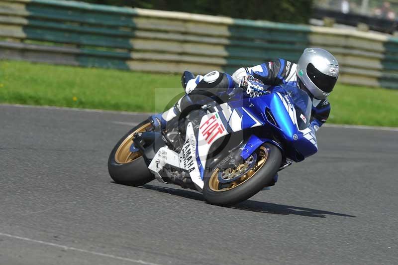Motorcycle action photographs;cadwell;cadwell park photographs;event digital images;eventdigitalimages;motor racing louth lincolnshire;no limits trackdays;peter wileman photography;trackday;trackday digital images;trackday photos