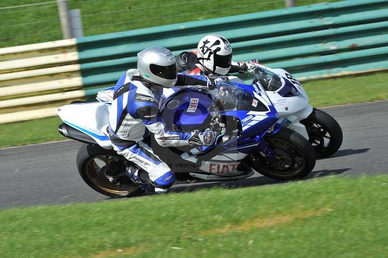 Motorcycle action photographs;cadwell;cadwell park photographs;event digital images;eventdigitalimages;motor racing louth lincolnshire;no limits trackdays;peter wileman photography;trackday;trackday digital images;trackday photos