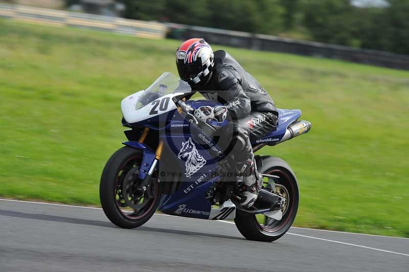 Motorcycle action photographs;cadwell;cadwell park photographs;event digital images;eventdigitalimages;motor racing louth lincolnshire;no limits trackdays;peter wileman photography;trackday;trackday digital images;trackday photos