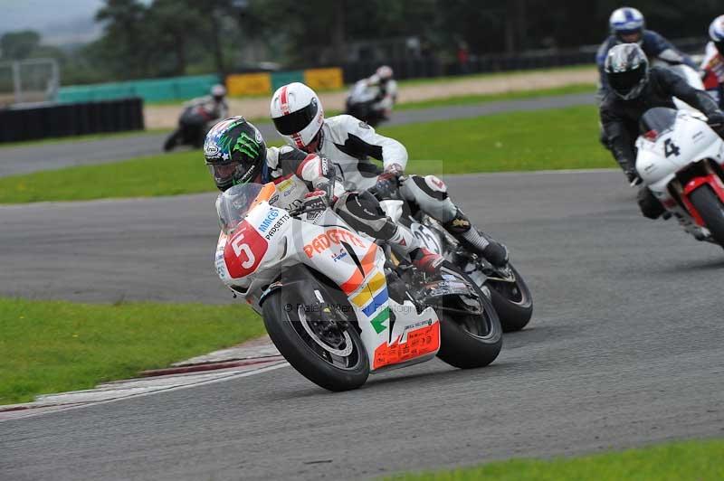 Motorcycle action photographs;cadwell;cadwell park photographs;event digital images;eventdigitalimages;motor racing louth lincolnshire;no limits trackdays;peter wileman photography;trackday;trackday digital images;trackday photos