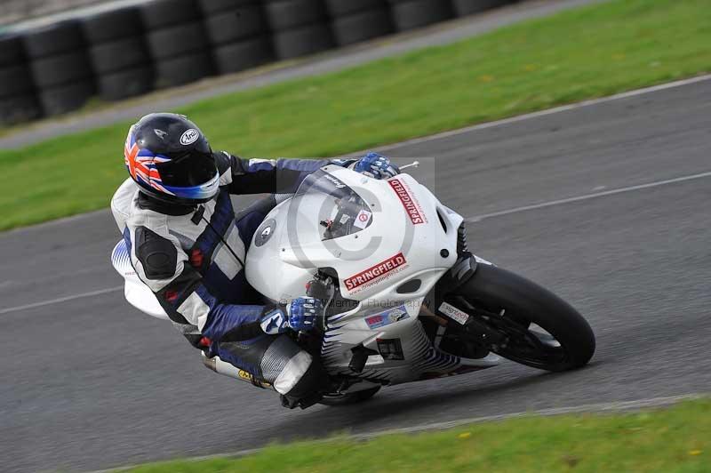 Motorcycle action photographs;cadwell;cadwell park photographs;event digital images;eventdigitalimages;motor racing louth lincolnshire;no limits trackdays;peter wileman photography;trackday;trackday digital images;trackday photos