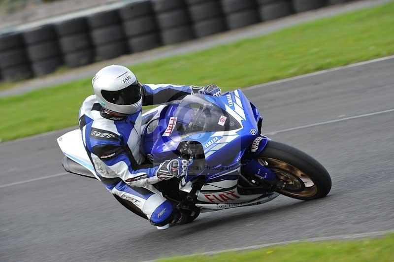 Motorcycle action photographs;cadwell;cadwell park photographs;event digital images;eventdigitalimages;motor racing louth lincolnshire;no limits trackdays;peter wileman photography;trackday;trackday digital images;trackday photos