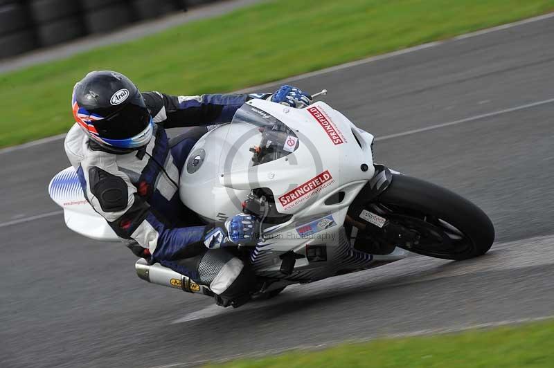 Motorcycle action photographs;cadwell;cadwell park photographs;event digital images;eventdigitalimages;motor racing louth lincolnshire;no limits trackdays;peter wileman photography;trackday;trackday digital images;trackday photos