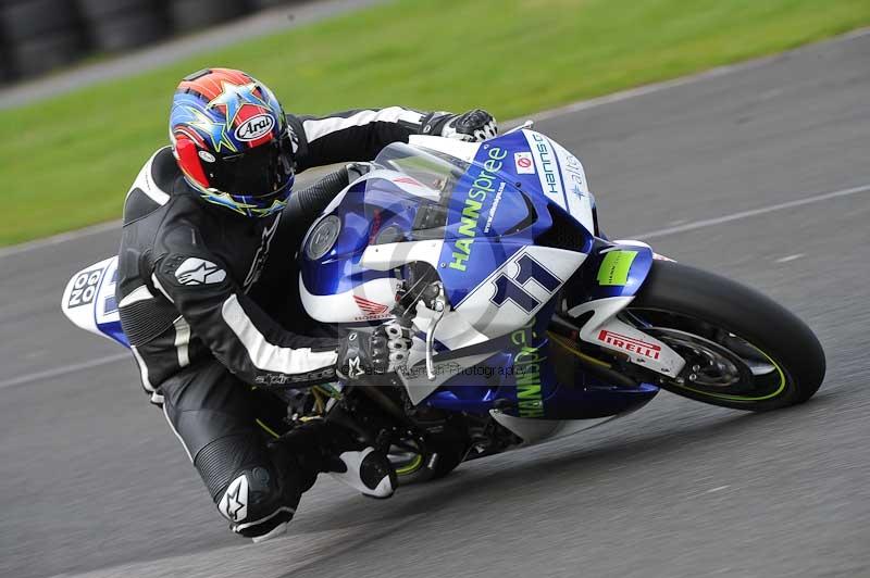 Motorcycle action photographs;cadwell;cadwell park photographs;event digital images;eventdigitalimages;motor racing louth lincolnshire;no limits trackdays;peter wileman photography;trackday;trackday digital images;trackday photos