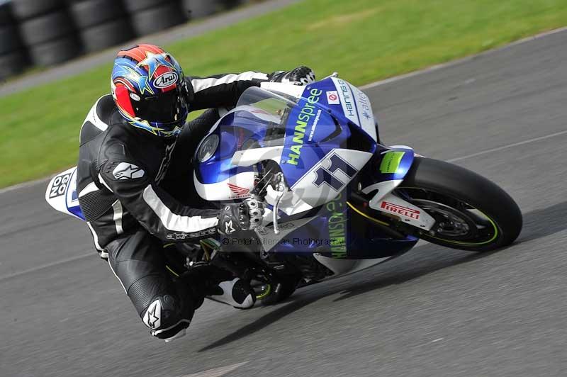 Motorcycle action photographs;cadwell;cadwell park photographs;event digital images;eventdigitalimages;motor racing louth lincolnshire;no limits trackdays;peter wileman photography;trackday;trackday digital images;trackday photos