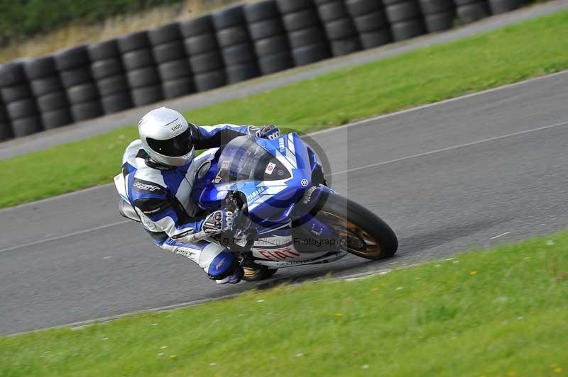 Motorcycle action photographs;cadwell;cadwell park photographs;event digital images;eventdigitalimages;motor racing louth lincolnshire;no limits trackdays;peter wileman photography;trackday;trackday digital images;trackday photos