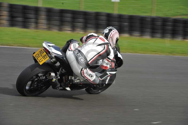 Motorcycle action photographs;cadwell;cadwell park photographs;event digital images;eventdigitalimages;motor racing louth lincolnshire;no limits trackdays;peter wileman photography;trackday;trackday digital images;trackday photos