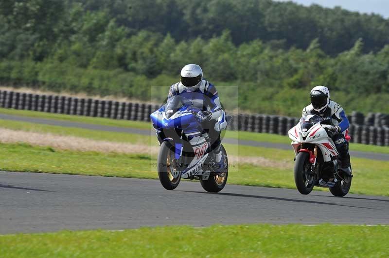 Motorcycle action photographs;cadwell;cadwell park photographs;event digital images;eventdigitalimages;motor racing louth lincolnshire;no limits trackdays;peter wileman photography;trackday;trackday digital images;trackday photos