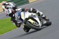 Motorcycle-action-photographs;cadwell;cadwell-park-photographs;event-digital-images;eventdigitalimages;motor-racing-louth-lincolnshire;no-limits-trackdays;peter-wileman-photography;trackday;trackday-digital-images;trackday-photos