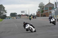 Motorcycle-action-photographs;cadwell;cadwell-park-photographs;event-digital-images;eventdigitalimages;motor-racing-louth-lincolnshire;no-limits-trackdays;peter-wileman-photography;trackday;trackday-digital-images;trackday-photos