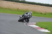 Motorcycle-action-photographs;cadwell;cadwell-park-photographs;event-digital-images;eventdigitalimages;motor-racing-louth-lincolnshire;no-limits-trackdays;peter-wileman-photography;trackday;trackday-digital-images;trackday-photos