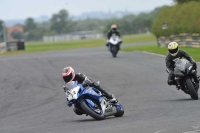 Motorcycle-action-photographs;cadwell;cadwell-park-photographs;event-digital-images;eventdigitalimages;motor-racing-louth-lincolnshire;no-limits-trackdays;peter-wileman-photography;trackday;trackday-digital-images;trackday-photos