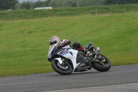 Motorcycle-action-photographs;cadwell;cadwell-park-photographs;event-digital-images;eventdigitalimages;motor-racing-louth-lincolnshire;no-limits-trackdays;peter-wileman-photography;trackday;trackday-digital-images;trackday-photos