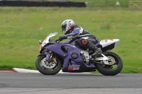 Motorcycle-action-photographs;cadwell;cadwell-park-photographs;event-digital-images;eventdigitalimages;motor-racing-louth-lincolnshire;no-limits-trackdays;peter-wileman-photography;trackday;trackday-digital-images;trackday-photos