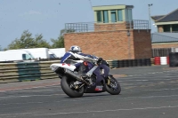 Motorcycle-action-photographs;cadwell;cadwell-park-photographs;event-digital-images;eventdigitalimages;motor-racing-louth-lincolnshire;no-limits-trackdays;peter-wileman-photography;trackday;trackday-digital-images;trackday-photos