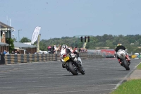 Motorcycle-action-photographs;cadwell;cadwell-park-photographs;event-digital-images;eventdigitalimages;motor-racing-louth-lincolnshire;no-limits-trackdays;peter-wileman-photography;trackday;trackday-digital-images;trackday-photos