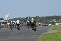Motorcycle-action-photographs;cadwell;cadwell-park-photographs;event-digital-images;eventdigitalimages;motor-racing-louth-lincolnshire;no-limits-trackdays;peter-wileman-photography;trackday;trackday-digital-images;trackday-photos