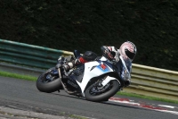 Motorcycle-action-photographs;cadwell;cadwell-park-photographs;event-digital-images;eventdigitalimages;motor-racing-louth-lincolnshire;no-limits-trackdays;peter-wileman-photography;trackday;trackday-digital-images;trackday-photos