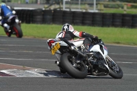 Motorcycle-action-photographs;cadwell;cadwell-park-photographs;event-digital-images;eventdigitalimages;motor-racing-louth-lincolnshire;no-limits-trackdays;peter-wileman-photography;trackday;trackday-digital-images;trackday-photos
