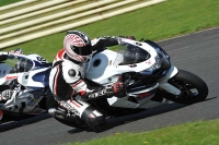 Motorcycle-action-photographs;cadwell;cadwell-park-photographs;event-digital-images;eventdigitalimages;motor-racing-louth-lincolnshire;no-limits-trackdays;peter-wileman-photography;trackday;trackday-digital-images;trackday-photos