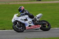 Motorcycle-action-photographs;cadwell;cadwell-park-photographs;event-digital-images;eventdigitalimages;motor-racing-louth-lincolnshire;no-limits-trackdays;peter-wileman-photography;trackday;trackday-digital-images;trackday-photos