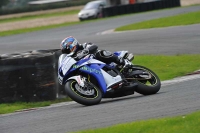 Motorcycle-action-photographs;cadwell;cadwell-park-photographs;event-digital-images;eventdigitalimages;motor-racing-louth-lincolnshire;no-limits-trackdays;peter-wileman-photography;trackday;trackday-digital-images;trackday-photos