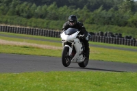 Motorcycle-action-photographs;cadwell;cadwell-park-photographs;event-digital-images;eventdigitalimages;motor-racing-louth-lincolnshire;no-limits-trackdays;peter-wileman-photography;trackday;trackday-digital-images;trackday-photos
