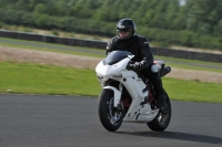 Motorcycle-action-photographs;cadwell;cadwell-park-photographs;event-digital-images;eventdigitalimages;motor-racing-louth-lincolnshire;no-limits-trackdays;peter-wileman-photography;trackday;trackday-digital-images;trackday-photos