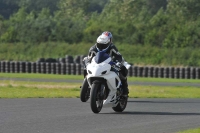 Motorcycle-action-photographs;cadwell;cadwell-park-photographs;event-digital-images;eventdigitalimages;motor-racing-louth-lincolnshire;no-limits-trackdays;peter-wileman-photography;trackday;trackday-digital-images;trackday-photos