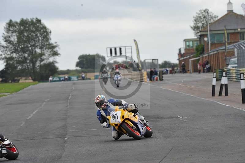 Motorcycle action photographs;cadwell;cadwell park photographs;event digital images;eventdigitalimages;motor racing louth lincolnshire;no limits trackdays;peter wileman photography;trackday;trackday digital images;trackday photos