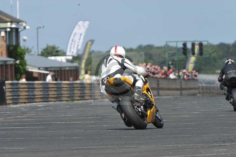 Motorcycle action photographs;cadwell;cadwell park photographs;event digital images;eventdigitalimages;motor racing louth lincolnshire;no limits trackdays;peter wileman photography;trackday;trackday digital images;trackday photos