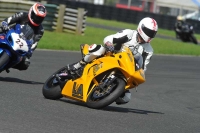 Motorcycle-action-photographs;cadwell;cadwell-park-photographs;event-digital-images;eventdigitalimages;motor-racing-louth-lincolnshire;no-limits-trackdays;peter-wileman-photography;trackday;trackday-digital-images;trackday-photos
