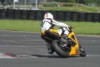 Motorcycle-action-photographs;cadwell;cadwell-park-photographs;event-digital-images;eventdigitalimages;motor-racing-louth-lincolnshire;no-limits-trackdays;peter-wileman-photography;trackday;trackday-digital-images;trackday-photos