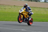 Motorcycle-action-photographs;cadwell;cadwell-park-photographs;event-digital-images;eventdigitalimages;motor-racing-louth-lincolnshire;no-limits-trackdays;peter-wileman-photography;trackday;trackday-digital-images;trackday-photos