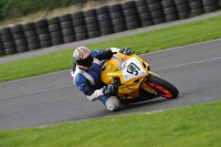 Motorcycle-action-photographs;cadwell;cadwell-park-photographs;event-digital-images;eventdigitalimages;motor-racing-louth-lincolnshire;no-limits-trackdays;peter-wileman-photography;trackday;trackday-digital-images;trackday-photos