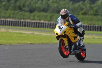 Motorcycle-action-photographs;cadwell;cadwell-park-photographs;event-digital-images;eventdigitalimages;motor-racing-louth-lincolnshire;no-limits-trackdays;peter-wileman-photography;trackday;trackday-digital-images;trackday-photos