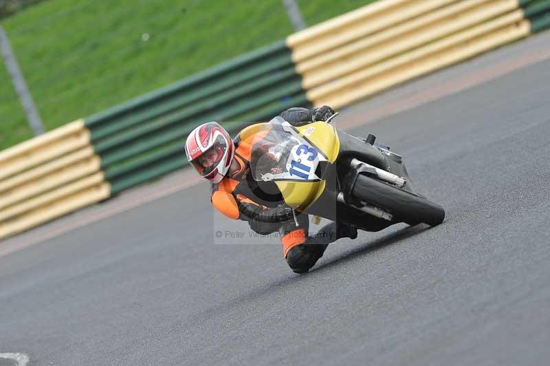Motorcycle action photographs;cadwell;cadwell park photographs;event digital images;eventdigitalimages;motor racing louth lincolnshire;no limits trackdays;peter wileman photography;trackday;trackday digital images;trackday photos
