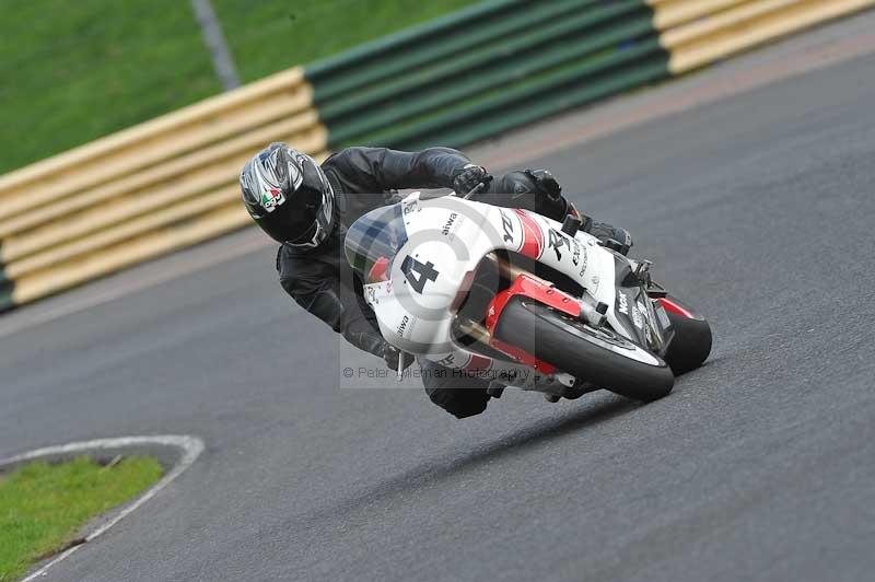 Motorcycle action photographs;cadwell;cadwell park photographs;event digital images;eventdigitalimages;motor racing louth lincolnshire;no limits trackdays;peter wileman photography;trackday;trackday digital images;trackday photos