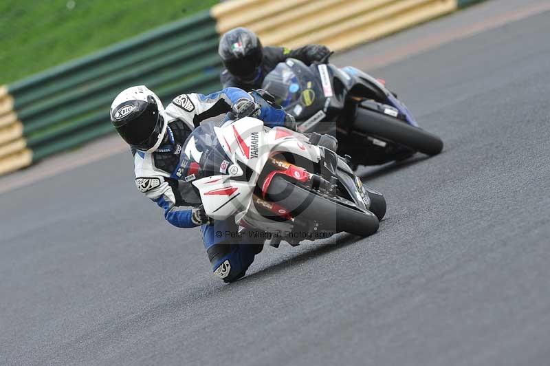 Motorcycle action photographs;cadwell;cadwell park photographs;event digital images;eventdigitalimages;motor racing louth lincolnshire;no limits trackdays;peter wileman photography;trackday;trackday digital images;trackday photos